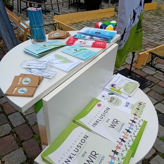 Informativ, aktiv und kreativ auf dem Veitsmarkt