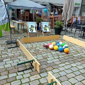 Informativ, aktiv und kreativ auf dem Veitsmarkt